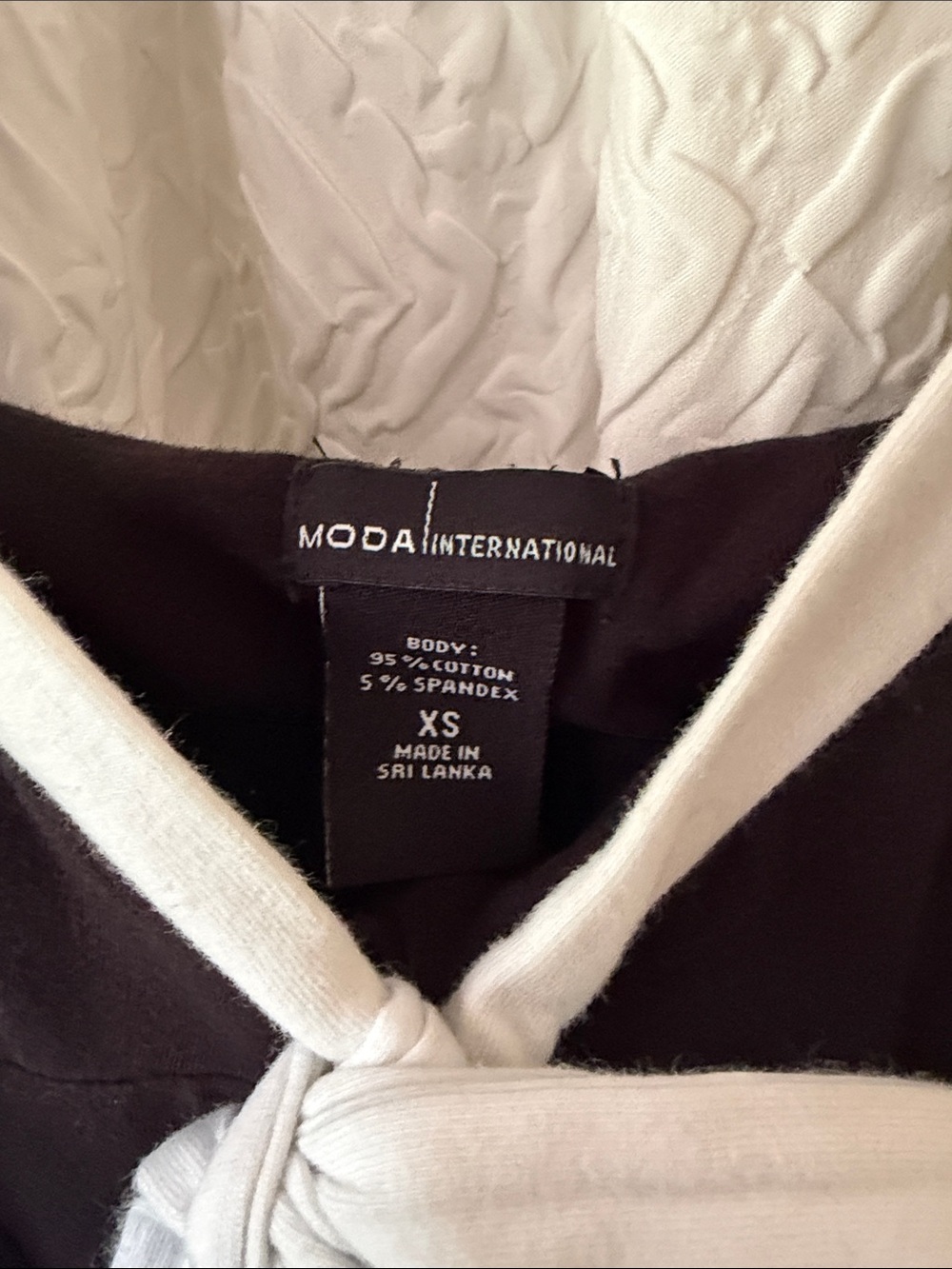 Moda International Black and White Tie-Front Sundress - Picture 2 of 3